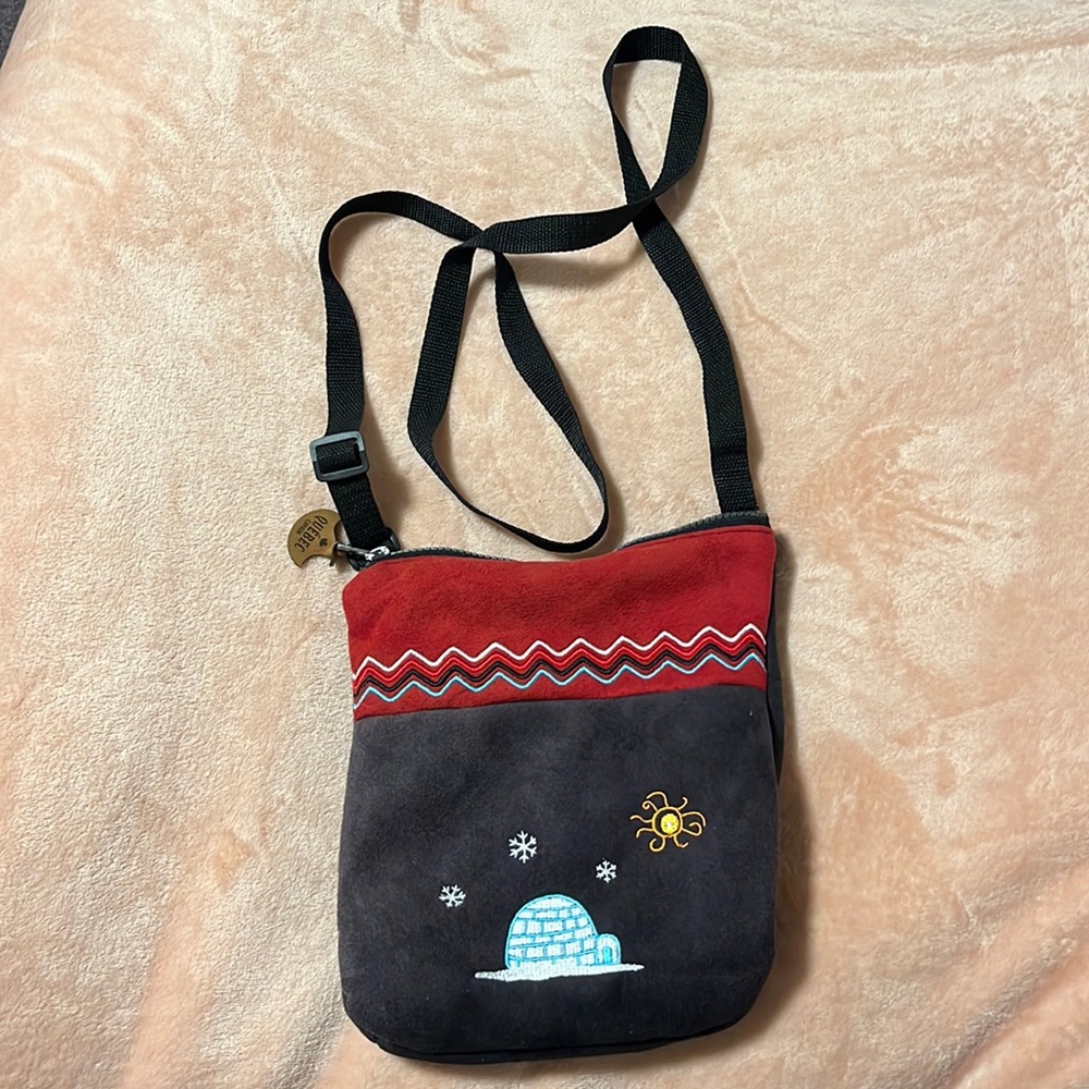 Shoulder bag